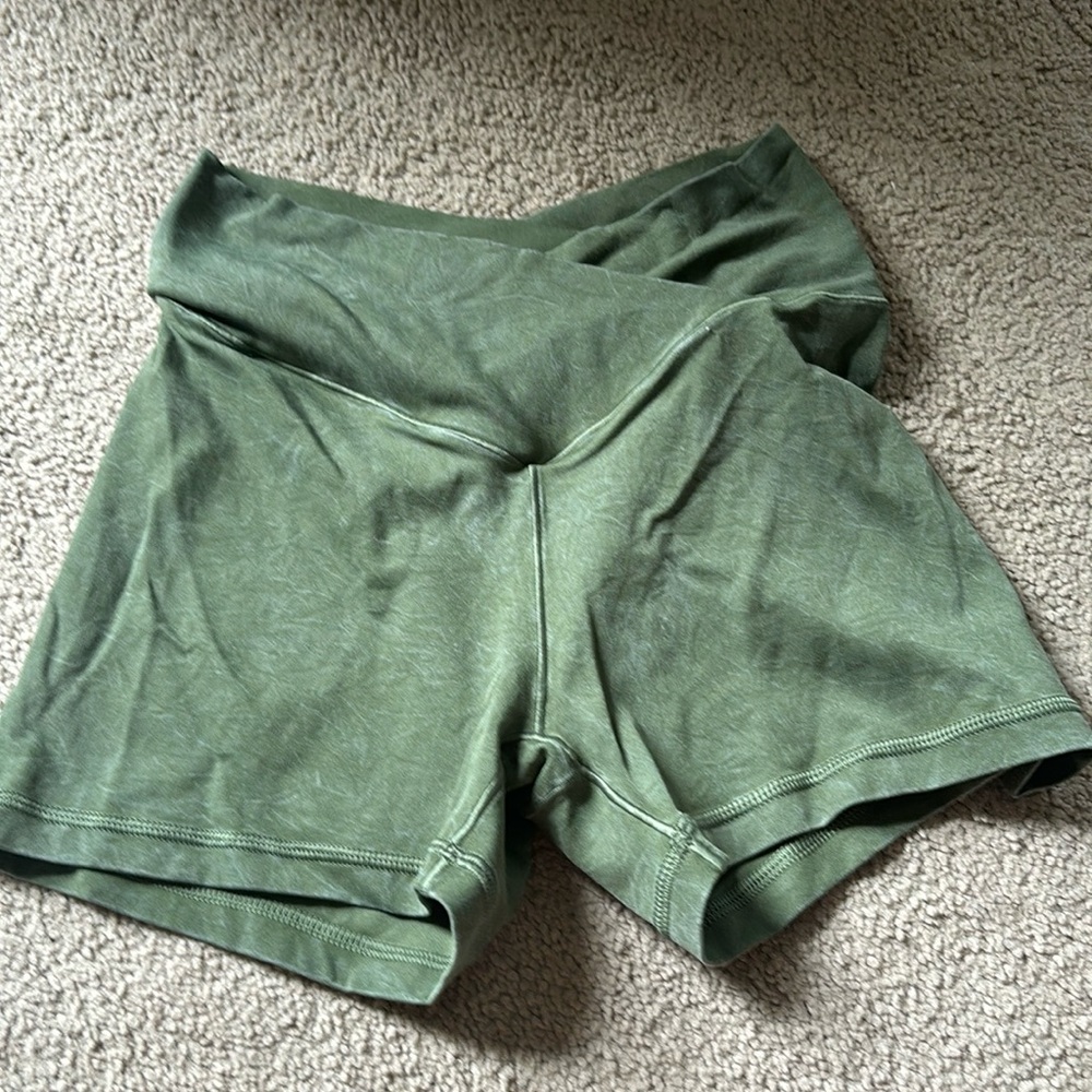 Offline aerie crossover athletic shorts